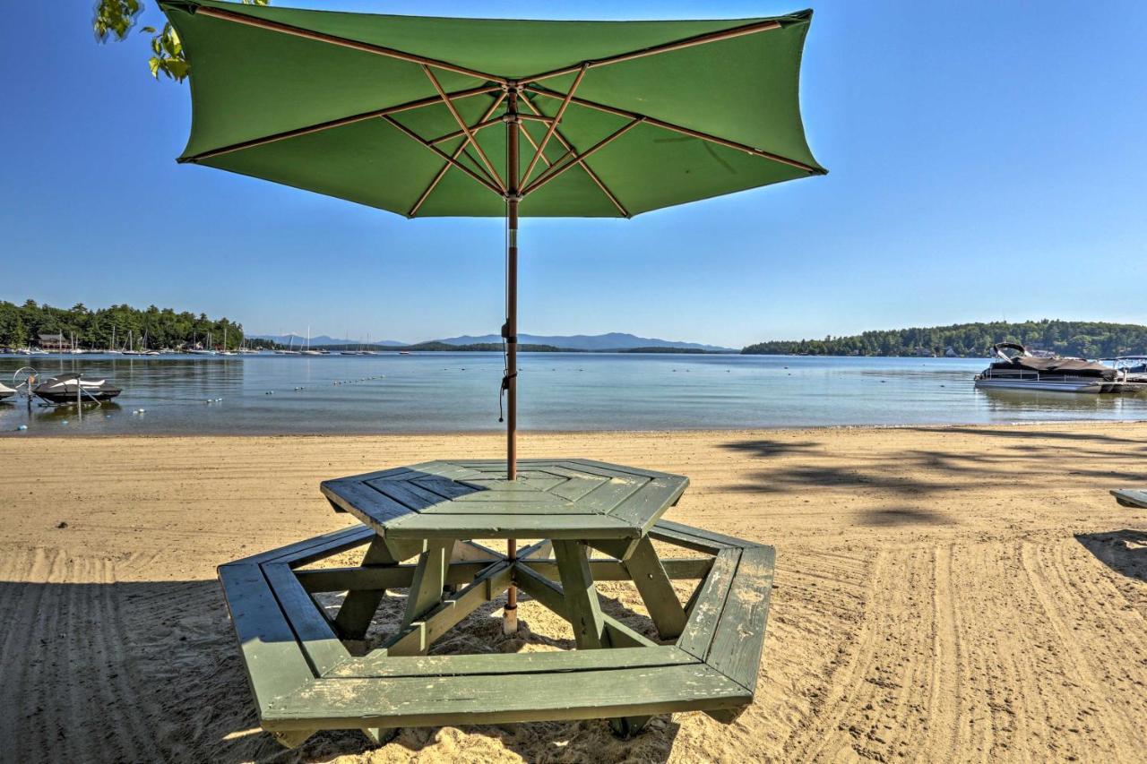 Lake Getaway Walk Across Street To Private Beach! Gilford Esterno foto