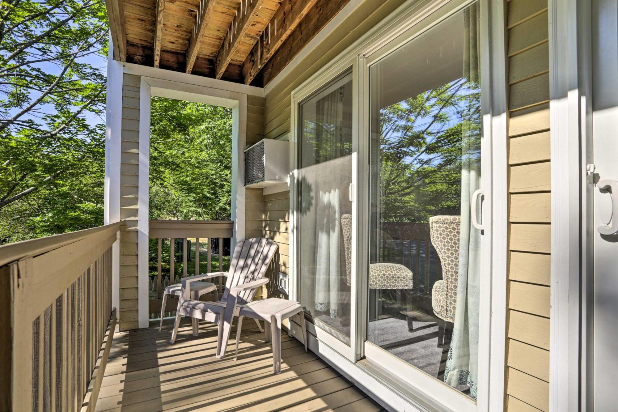 Lake Getaway Walk Across Street To Private Beach! Gilford Esterno foto